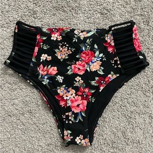 Abercrombie and Fitch original cheeky bikini bottom BMWT